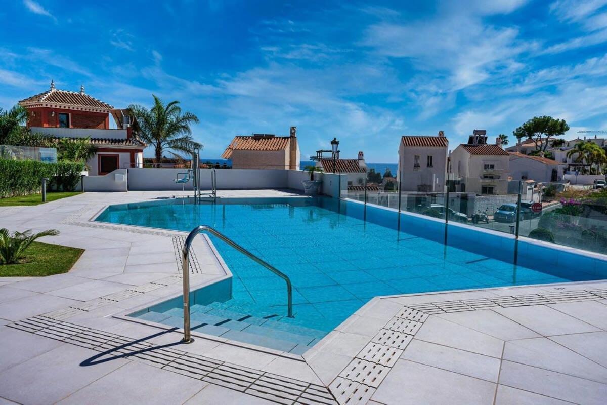 Royal Palm Apartment Nerja Ngoại thất bức ảnh