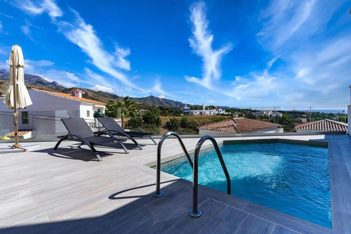 Royal Palm Apartment Nerja Ngoại thất bức ảnh