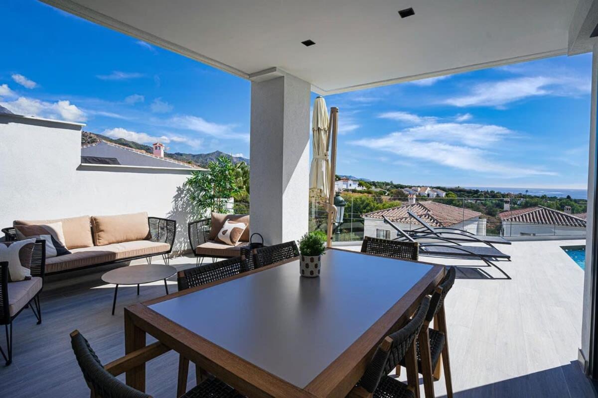 Royal Palm Apartment Nerja Ngoại thất bức ảnh